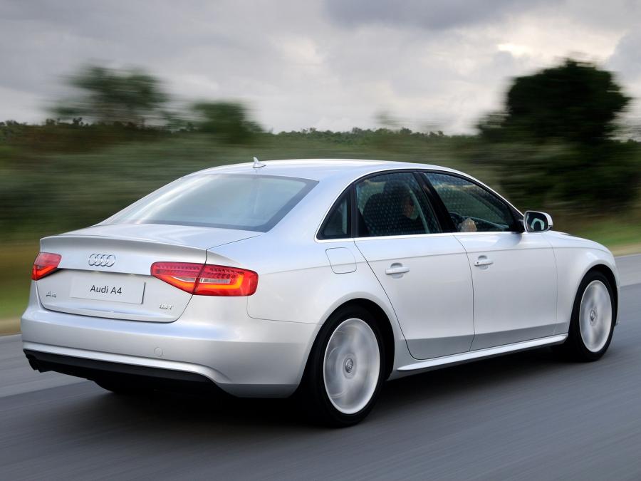  Audi A4 1.8T Sedan (B8, 8K) 2012 года  (ZA) (фото 3 из 12)